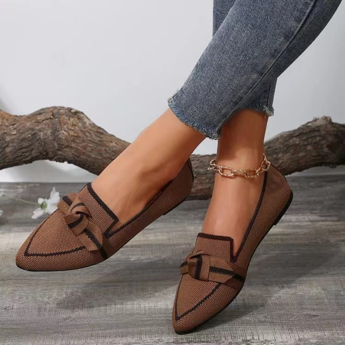 Bow Contrast Trim Point Toe Loafers Heel height: Flats Material: polyester Imported, ships in 5-10 business days Size Foot length 36(US5) 9 37(US6) 9.2 38(US7) 9.4 39(US8) 9.6 40(US9) 9.8 41(US10) 10 42(US10.5) 10.2 43(US11) 10.4 Bow Contrast Trim Point T