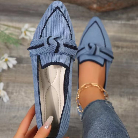 Bow Contrast Trim Point Toe Loafers Heel height: Flats Material: polyester Imported, ships in 5-10 business days Size Foot length 36(US5) 9 37(US6) 9.2 38(US7) 9.4 39(US8) 9.6 40(US9) 9.8 41(US10) 10 42(US10.5) 10.2 43(US11) 10.4 Bow Contrast Trim Point T