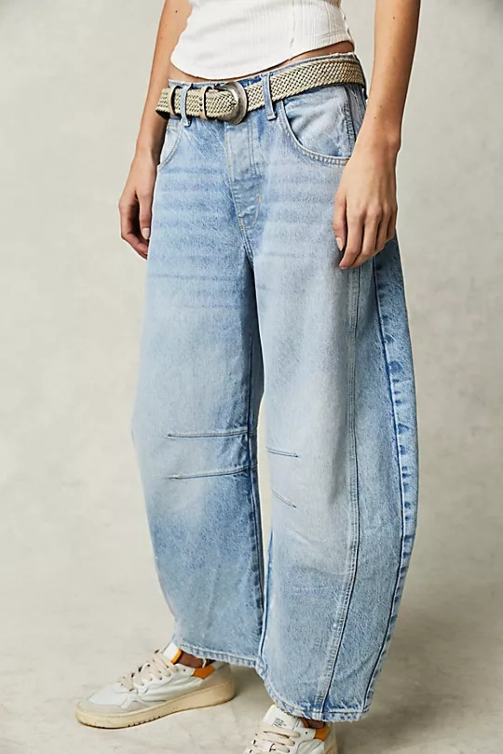 Barrel Jeans with Pockets